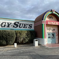 Photo taken at Peggy Sue&amp;#39;s 50&amp;#39;s Diner by K. N. on 2/24/2023