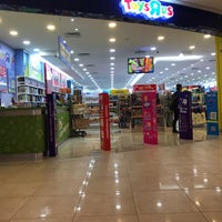 toys r us sunway velocity