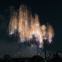 Photo taken at Adachi Fireworks by みさき on 7/21/2018