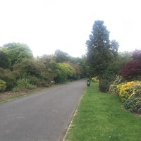 Photo taken at Victoria Park by Rødney ا. on 5/18/2019