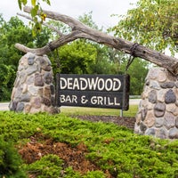 Foto tirada no(a) Deadwood Bar &amp;amp; Grill por Deadwood Bar &amp;amp; Grill em 8/20/2017