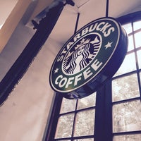 Photo taken at Starbucks by Arturo S. on 1/3/2016