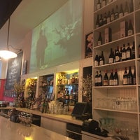 9/25/2018にSwapnil T.がLe Midi Bar &amp; Restaurantで撮った写真