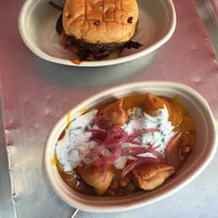 11/16/2017 tarihinde Swapnil T.ziyaretçi tarafından Soho Tiffin Junction – Burgers &amp; Bowls'de çekilen fotoğraf
