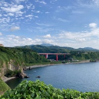 Photo taken at 恋人岬 by HARUKA M. on 7/10/2022