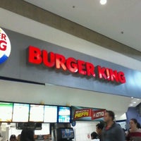 Photo taken at Burger King by Thamy P. on 1/29/2013