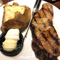 Photo taken at LongHorn Steakhouse by Adrian J. on 4/22/2018