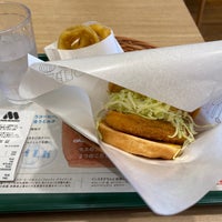 Photo taken at MOS Burger by HIMAWARI on 3/16/2022