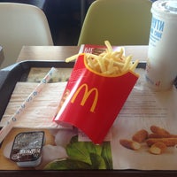 Photo taken at McDonald&amp;#39;s by Alex P. on 4/17/2013