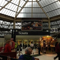 Photo taken at Reading Railway Station (RDG) by Vijay N. on 4/17/2013