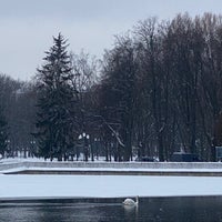 Photo taken at Набережная реки Свислочь в парке Максима Горького by Jeka B. on 2/2/2022