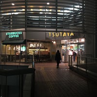 Photo taken at TSUTAYA 茅ヶ崎駅前店 by EG-6 on 3/19/2015