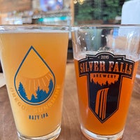 Photo taken at Silver Falls Brewery by Derek W. on 7/14/2022