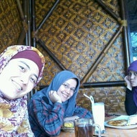 Review Pujasera Pojok Raos