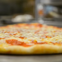 10/6/2017 tarihinde Original Italian Pizza and Restaurantziyaretçi tarafından Original Italian Pizza and Restaurant'de çekilen fotoğraf