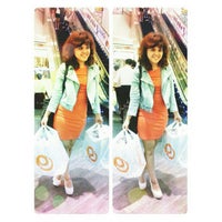 Photo taken at Payless Shoesource by iLa G. on 12/13/2012