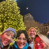 Photo taken at Bank of America Winter Village at Bryant Park by Jes on 12/30/2022