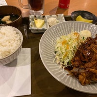 Photo taken at Tokyo Meatrea by lonestar^-^ on 11/27/2021
