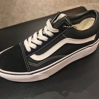 vans trinoma contact number