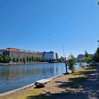 Photo taken at Pitkänsillanranta by Xana H. on 6/27/2022