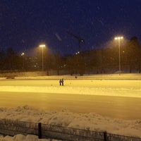 Photo taken at Lauttasaaren liikuntapuisto &amp;quot;Pyrkkä&amp;quot; by Ana M. on 3/10/2018