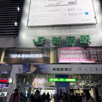 Photo taken at JR Shinjuku Sta. East Gate by たまがわ いずみ on 12/1/2022