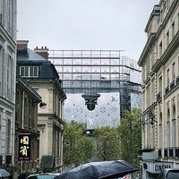 LOUIS VUITTON, Champs Elysees, Paris - Carbondale