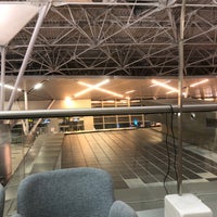 Photo taken at Tchaikovsky Premier Lounge Vnukovo Airport by Владимир Р. on 2/18/2022
