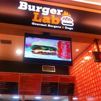 Photo taken at Burger Lab by Guia do Hambúrguer on 2/6/2013