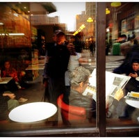 Foto tomada en City Chow Cafe  por John C. el 10/24/2012