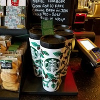 Photo taken at Starbucks by M4y4 C. on 1/7/2017