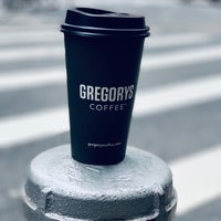 Photo taken at Gregorys Coffee by Abdulaziz on 4/26/2019
