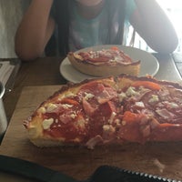 3/4/2017にIvan D.がChunk - Pan pizzaで撮った写真