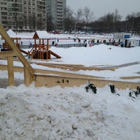 Photo taken at Каток у «Спутника» by ✨Belova✨ on 1/19/2013