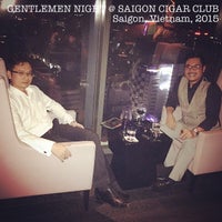 6/13/2015 tarihinde Dennis Tuan P.ziyaretçi tarafından The Saigon Cigar Club'de çekilen fotoğraf