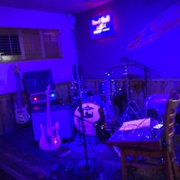 Foto scattata a Olde Sedona Bar and Grill da anthony t. il 5/12/2018