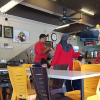 Restoran Dapur Melaka Pekan Nilai Negeri Sembilan Photo Taken At Restoran Dapur Melaka By Shukri A On 6 26 2018