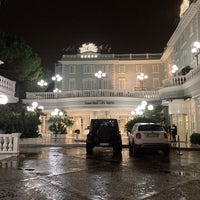 รูปภาพถ่ายที่ Grand Hotel Des Bains โดย Maurizio M. เมื่อ 11/22/2021