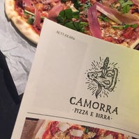 รูปภาพถ่ายที่ Camorra Pizza e Birra โดย Anna T. เมื่อ 9/30/2017