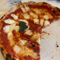 1/6/2020 tarihinde Tom M.ziyaretçi tarafından Pizzeria Moretti'de çekilen fotoğraf