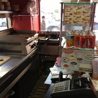 Photo taken at Doycas burger cafe by Sin@n🚘🔞⛔️6⃣1⃣ B. on 12/31/2012