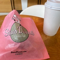 Photo taken at Stan&amp;#39;s Donuts &amp;amp; Coffee by Nash R. on 12/26/2021