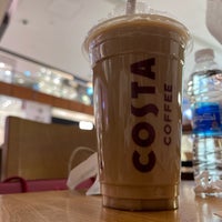 Photo taken at Costa Coffee by Motaz 🇬🇧🇺🇸🇸🇦📖🤓 on 5/31/2022