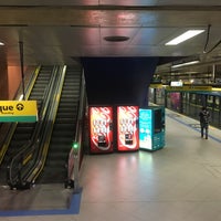 Photo taken at Estação Pinheiros (Metrô) by Caio César O. on 1/21/2018