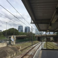 Photo taken at Estação Cidade Jardim (CPTM) by Caio César O. on 11/4/2017