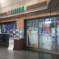 Photo taken at 7-Eleven by 西浜松 on 9/12/2020
