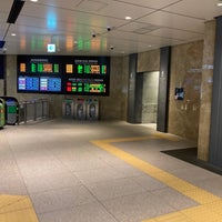Photo taken at Marunouchi Underground North Exit by にーさんまるいち on 2/18/2023