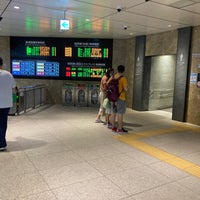 Photo taken at Marunouchi Underground North Exit by にーさんまるいち on 6/18/2023
