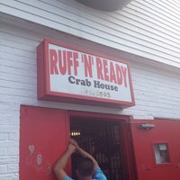 Photo taken at Ruff N Ready Crab House by Noah R. on 8/19/2014