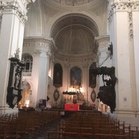 Photo taken at Église Saints-Jean-et-Étienne-aux-Minimes / Sint-Jans en Sint-Stevenskerk der Miniemen by Jurgen  Buyse D. on 11/30/2019